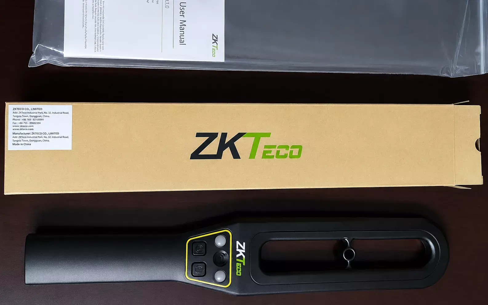 Máy dò kim loại cầm tay ZKTeco ZK-D160 chính hãng được nhập khẩu trực tiếp bởi STech Máy dò kim loại cầm tay ZKTeco ZK-D160 chính hãng được nhập khẩu trực tiếp bởi STech