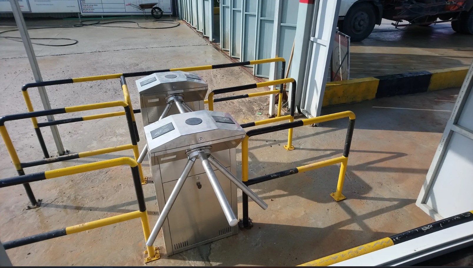 cong-xoay-3-cang-tripod-turnstile-ts1000-a5