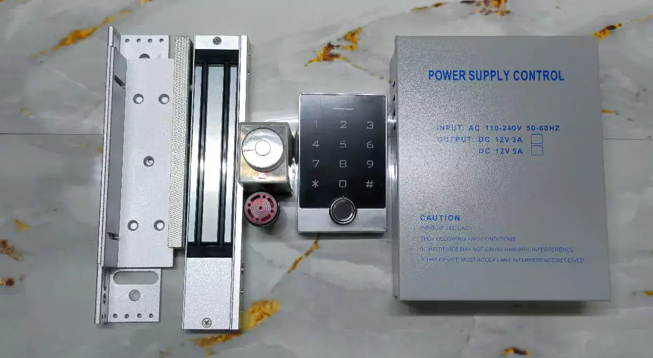 Trọn Bộ Khóa Vân Tay Cửa Cổng TF3 Wifi